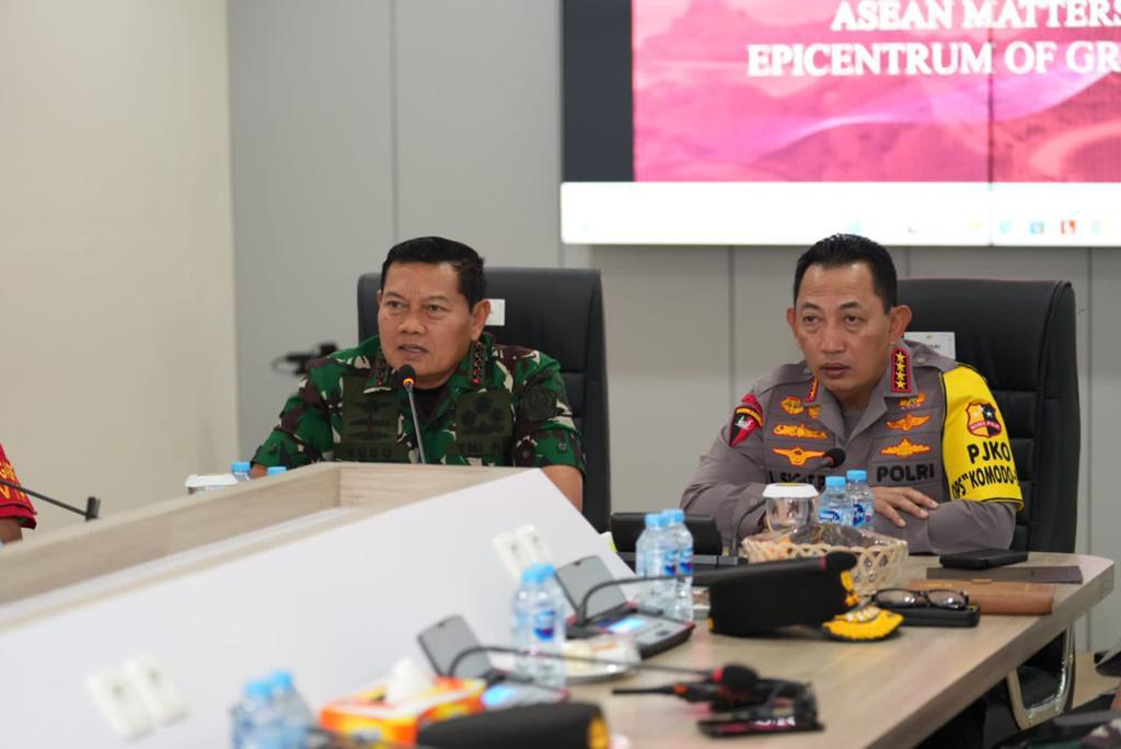 Panglima TNI: Sinergitas TNI Dengan Segenap Komponen Bangsa Sukseskan Pengamanan KTT ke 42 ASEAN